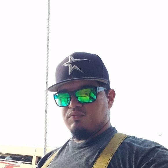 Profile Picture of Guillermo Hernandez (@g_hernandez97) on Poshmark