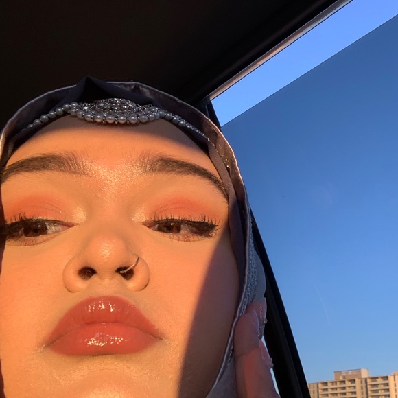 Profile Picture of Zahra Abbasi (@zahra_abbasi) on Poshmark