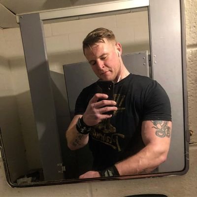 Profile Picture of Scott R. Ballenger (@RachelLimon4) on Twitter