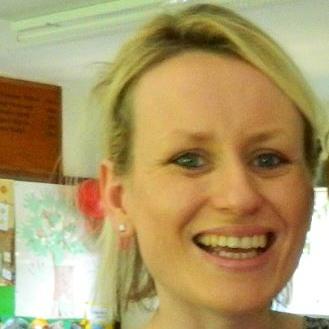 Profile Picture of Tina Holmes (@tinaholmes852) on Twitter