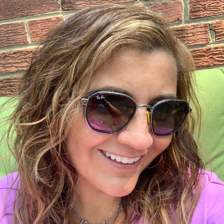 Profile Picture of Rosalie Lacorazza (@rosalielacorazza) on Tiktok