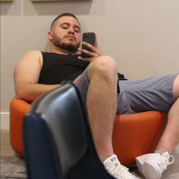 Profile Picture of Mike Al hammad (@mikemah693) on Poshmark