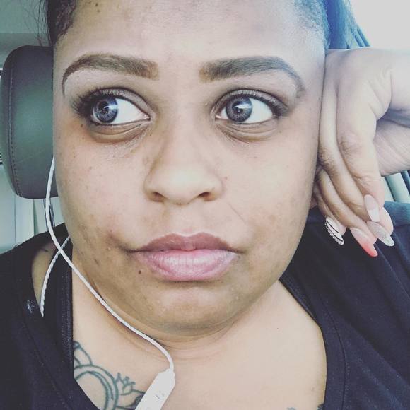 Profile Picture of Krystal Simon (@mzkrystal) on Poshmark