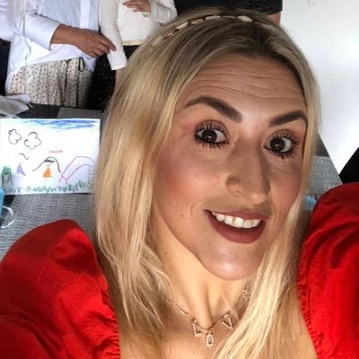 Profile Picture of Vanessa Carrillo (@vanecarrillopa) on Twitter