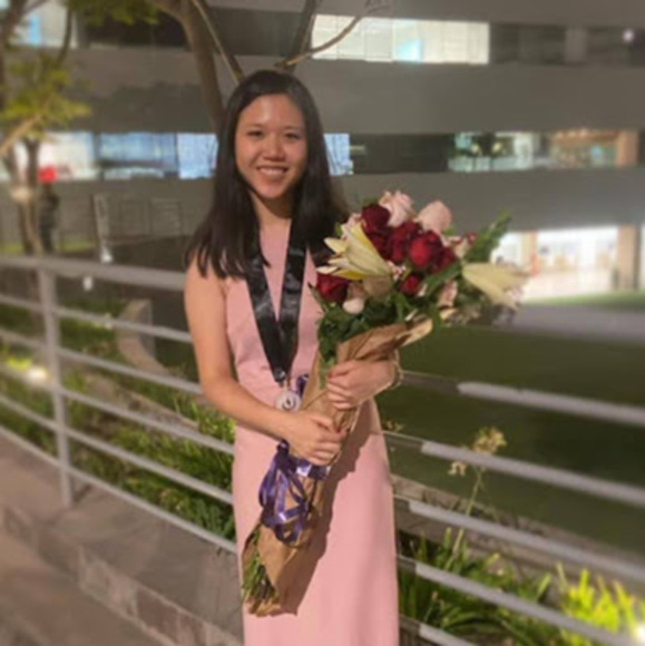 Profile Picture of Wendy xiao Man liu (@wendyxml1412) on Poshmark