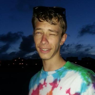 Profile Picture of Cody pressley (@thecode15) on Twitter