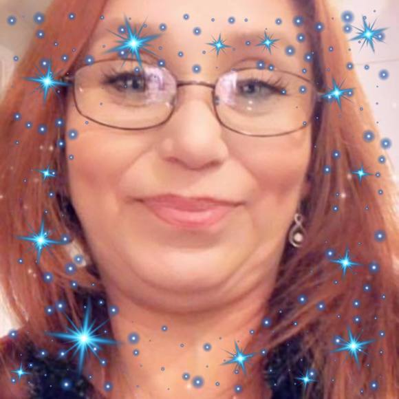 Profile Picture of Victoria Ledesma (@vledesms) on Poshmark
