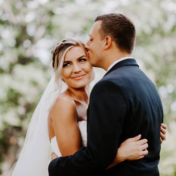 Profile Picture of Haley Stahl (@haleypannell) on Poshmark