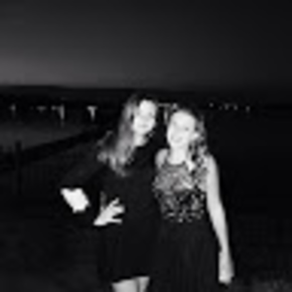 Profile Picture of Catherine Perrine (@cperrine119) on Poshmark