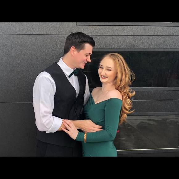 Profile Picture of Jessica Janusch (@jessicajanusch) on Poshmark