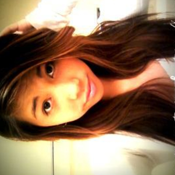 Profile Picture of Lainejoy Dizon (@ljprecious14) on Poshmark