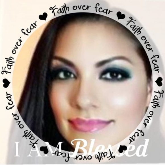 Profile Picture of Yolanda Cantu (@yoliecan222) on Poshmark