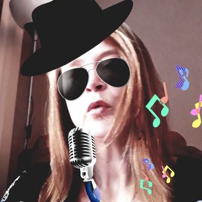 Profile Picture of «̶̥michelle Brewer (@Mich20091) on Twitter