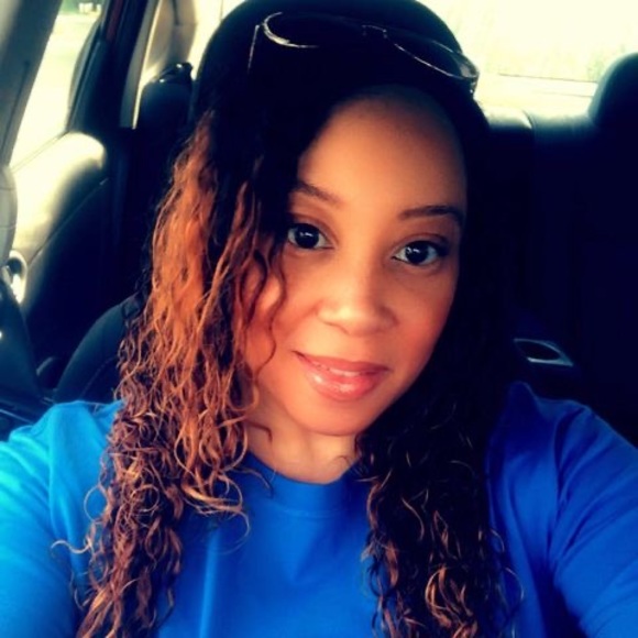 Profile Picture of Leighann Joseph (@leigh_be2001) on Poshmark