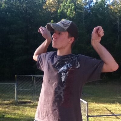 Profile Picture of Josh Akins (@josh_akins) on Twitter