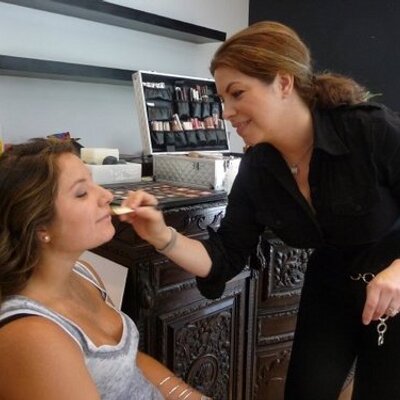 Profile Picture of Janet Velasquez (@chanellesun) on Twitter