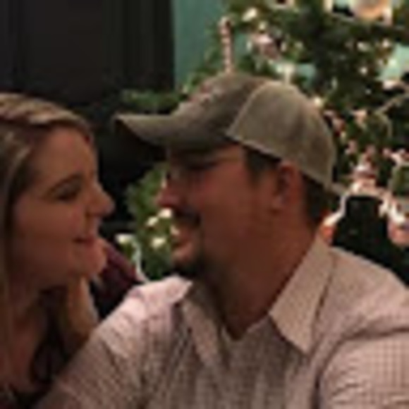 Profile Picture of Brandon Salberg (@brandonsalberg) on Poshmark