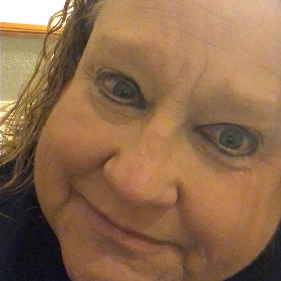 Profile Picture of Karekaren Hykel (@kahykel1123) on Poshmark