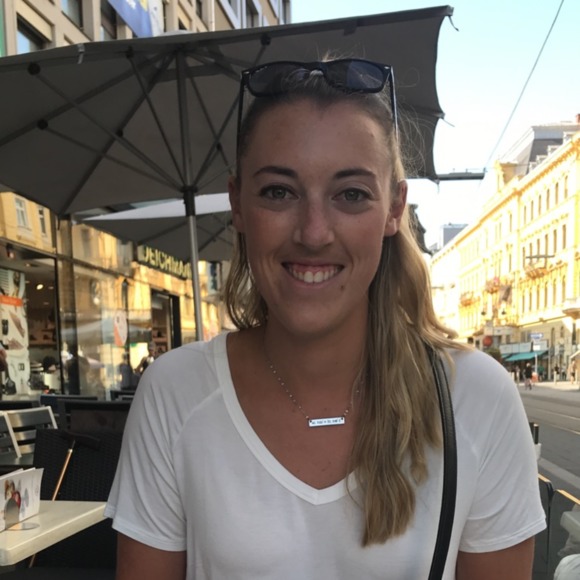 Profile Picture of Kaitlin Gaghan (@kaitgaghan) on Poshmark