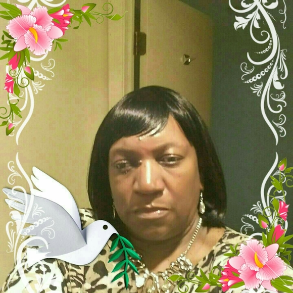 Profile Picture of Frances Freeman (@francesfreeman) on Poshmark