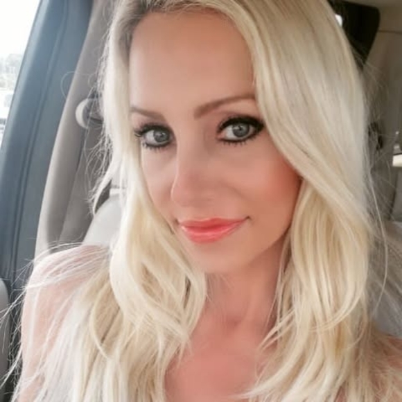 Profile Picture of Shelly Ellis mizerski (@smizerski34) on Poshmark