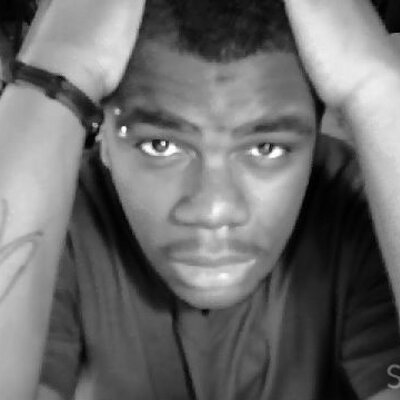 Profile Picture of Le'Ron Winston (@HerUggsFake) on Twitter