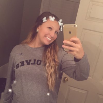 Profile Picture of Sydney Brooke Devine (@@sydney_b_devine) on Twitter