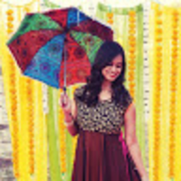 Profile Picture of Madhuri Rao (@madhurirao) on Poshmark