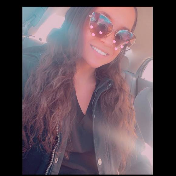 Profile Picture of Briana Covert (@cheetah22) on Poshmark