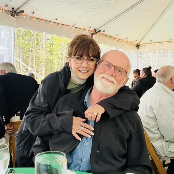 Profile Picture of Roxanne Hayes (@hayjr22) on Poshmark