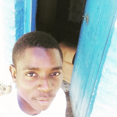 Profile Picture of Converse Andrew (@ConverseAndrew) on Twitter