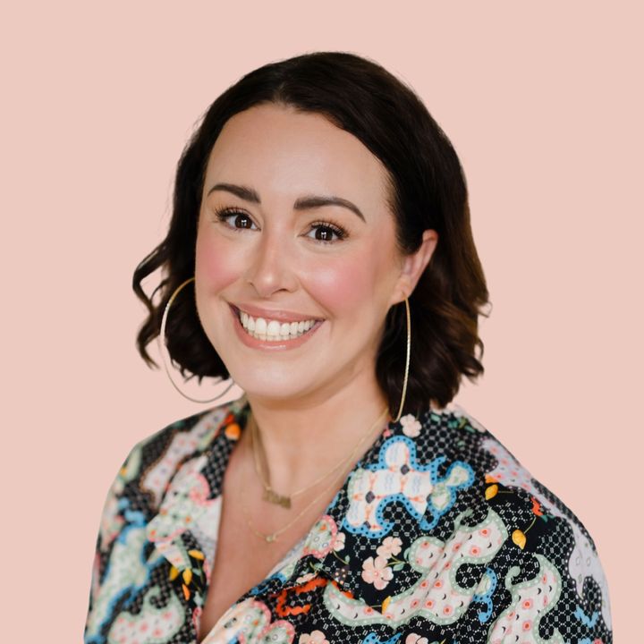 Profile Picture of Social Media Mentor + Speaker (@shannonmckinstrie) on Tiktok