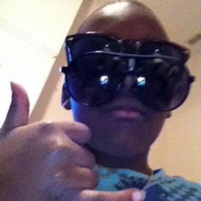 Profile Picture of Derrick Manning (@NERDSWAGGDKM) on Twitter