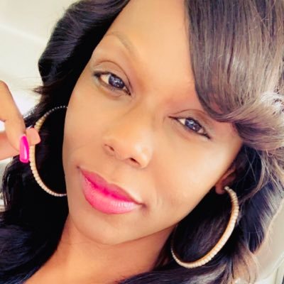 Profile Picture of Sabrina Samuel  🌸 (@sabrinasamuel79) on Twitter