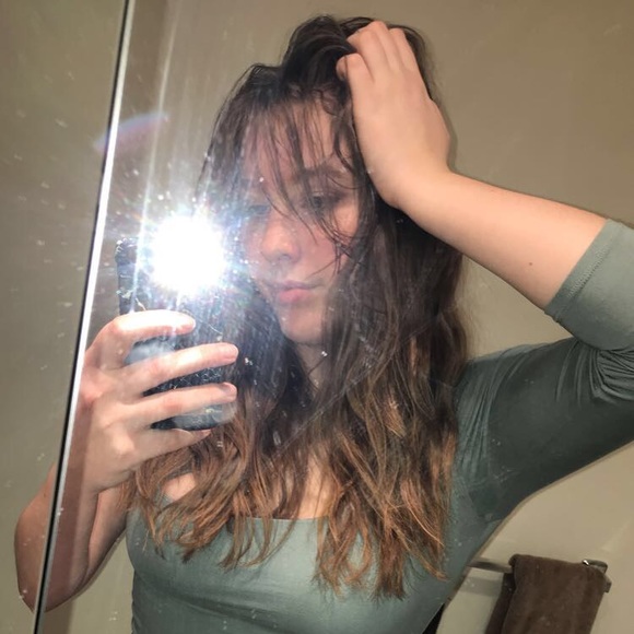 Profile Picture of Jacqueline Page (@jpage1513) on Poshmark