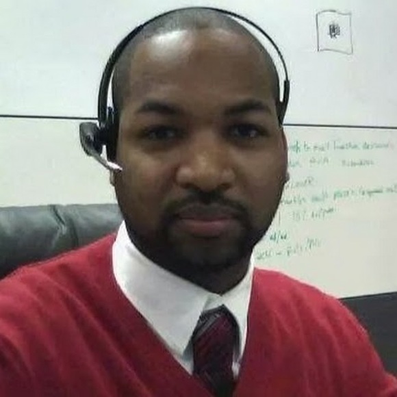 Profile Picture of Jamal Jones (@hurlr212) on Poshmark