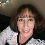 Profile Photo of Elizabeth Rooney (@elizabeth.rooney.549) on Instagram