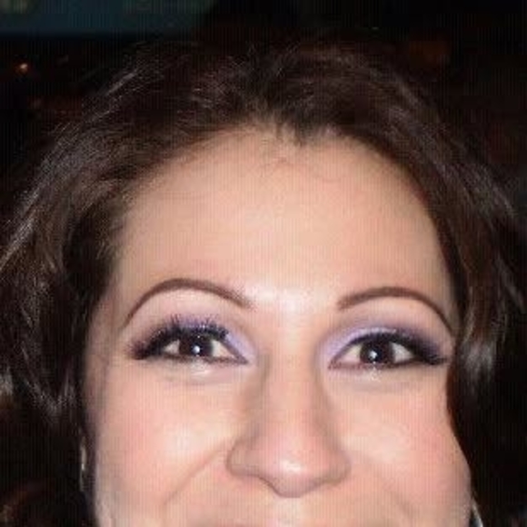 Profile Picture of Yesenia Chacon (@yeseniachaco395) on Poshmark