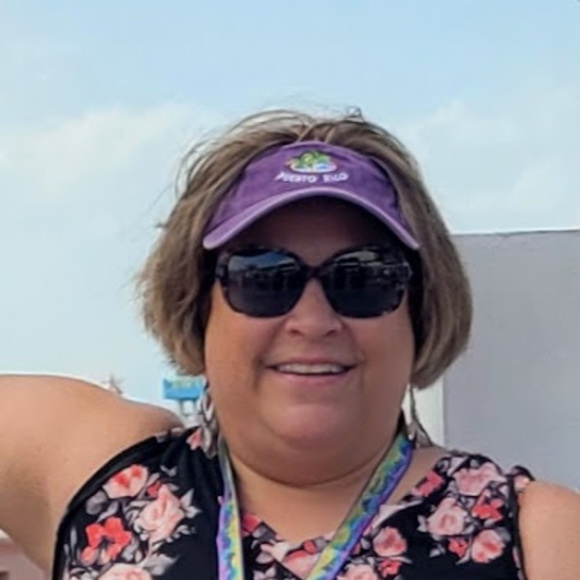 Profile Picture of Karen Blindt (@kblindt1) on Poshmark