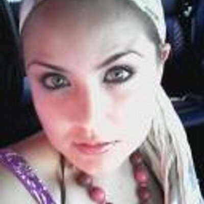 Profile Picture of Alejandra Barcelo (@alejandrabarce) on Twitter