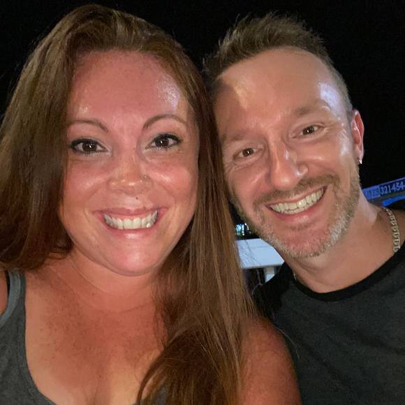 Profile Picture of Alysia Manderfield (@apippy25) on Poshmark