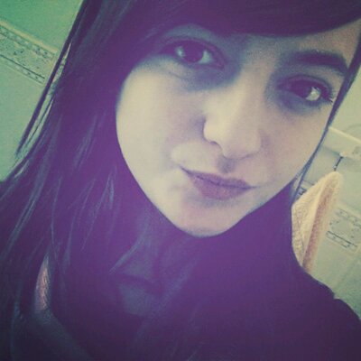 Profile Picture of Emina Dazdarevic (@Emina1209) on Twitter