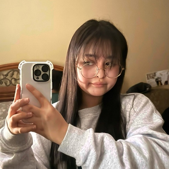 Profile Picture of Haeyoung James park-gabler (@haeyoungjpg) on Poshmark