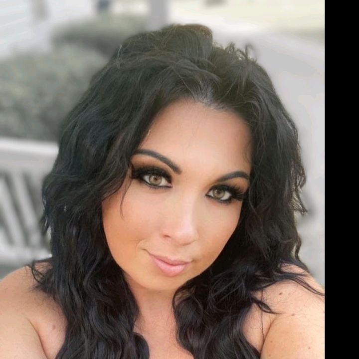 Profile Picture of Amanda Cronan (@puddin1023) on Tiktok
