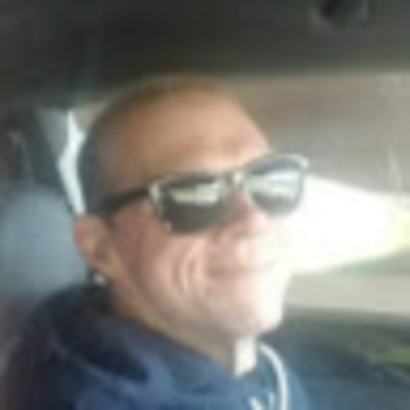 Profile Picture of Steve Fischer (@papertigers01) on Poshmark