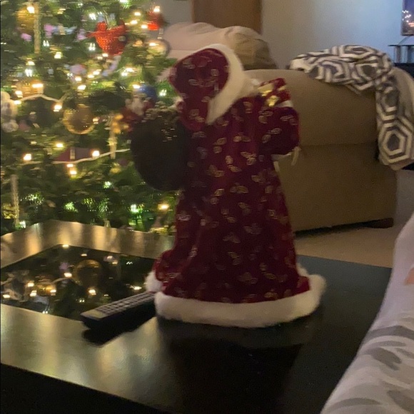 Profile Picture of Erica Mcginley (@emcginley2018) on Poshmark