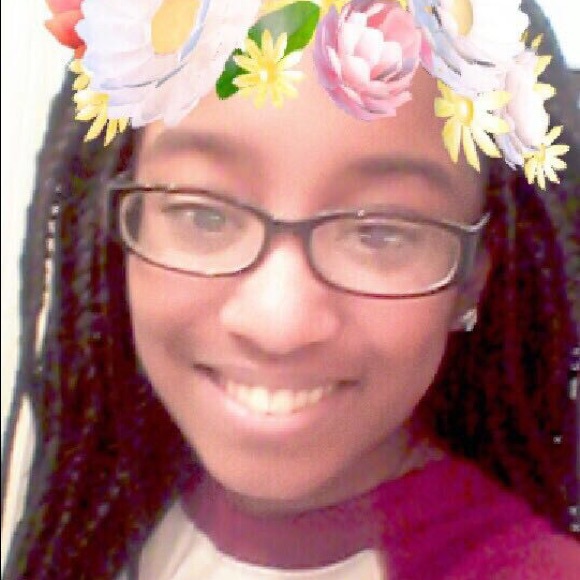 Profile Picture of Paris Pettiford (@amparismarie) on Poshmark