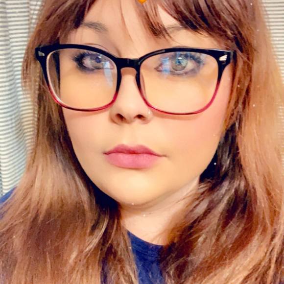 Profile Picture of Catrina Freismuth (@catfreis) on Poshmark