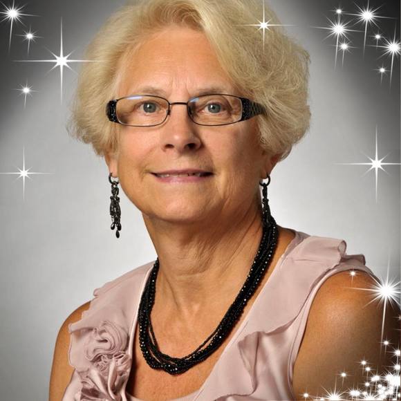 Kate Ness - Poshmark Profile Picture of Kate Ness (@kateness68) on Poshmark