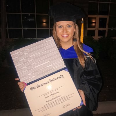 Profile Picture of Brittany Walker (@drwalkercps) on Twitter